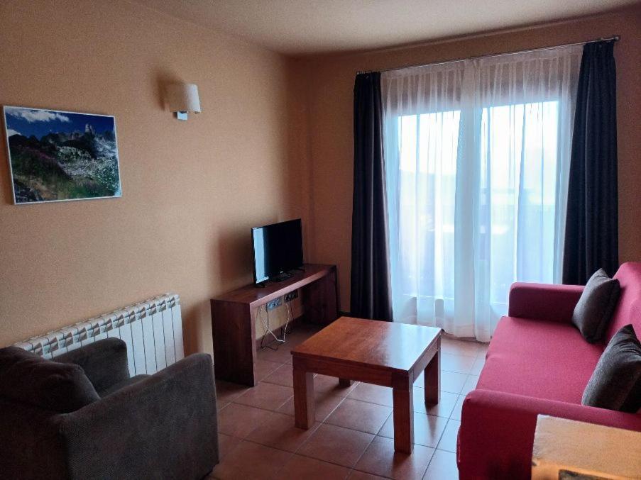 Aparthotel Bellver Бельвер-де-Серданья Екстер'єр фото