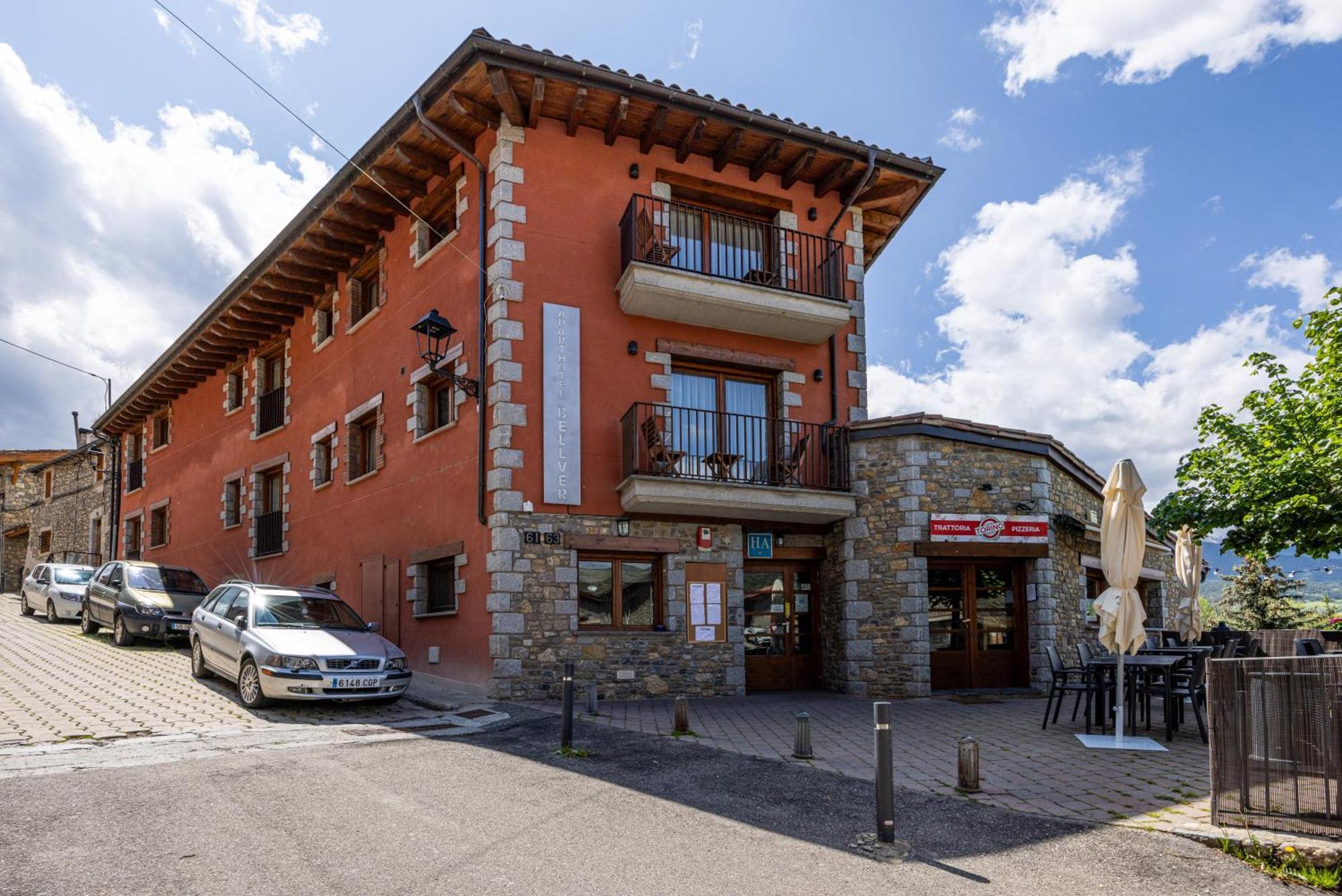 Aparthotel Bellver Бельвер-де-Серданья Екстер'єр фото